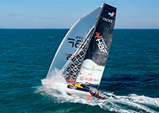 KITO DE PAVANT EMBARQUE LIBERTY SUR SON VOILIER